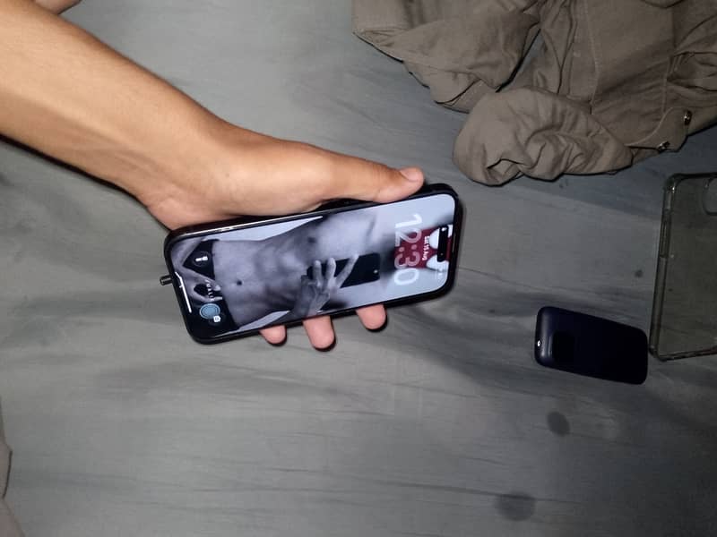 Apple iPhone 15 plus 1