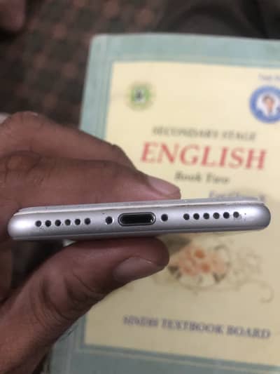 Apple iPhone 7