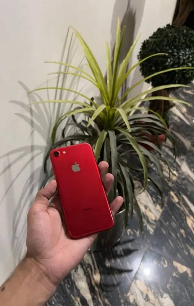 Apple iPhone 7 5