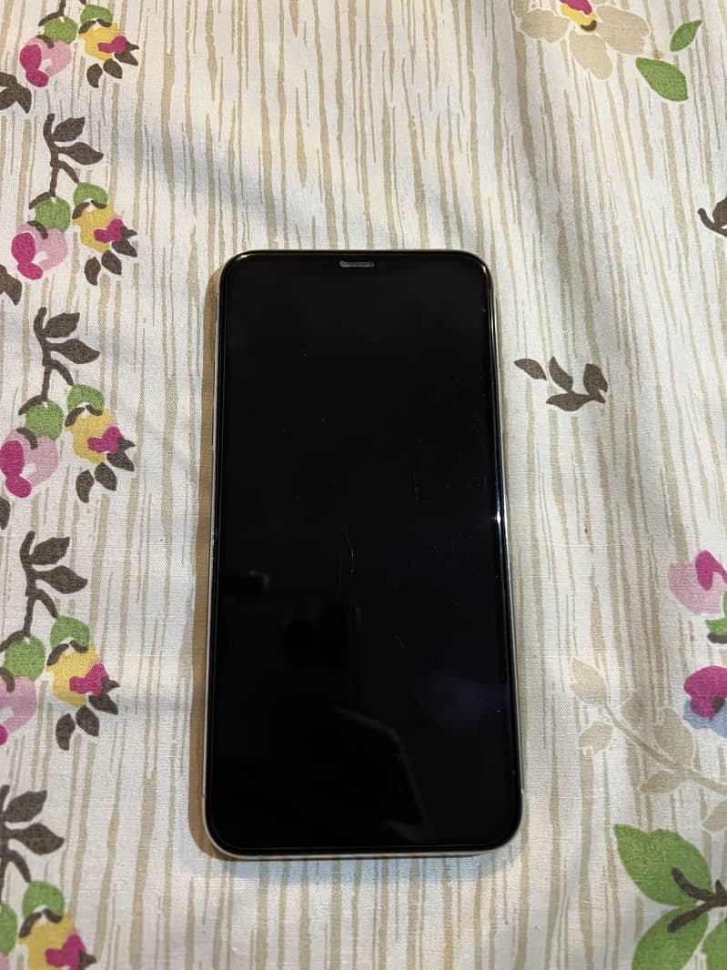 iPhone 11 Pro Max 1