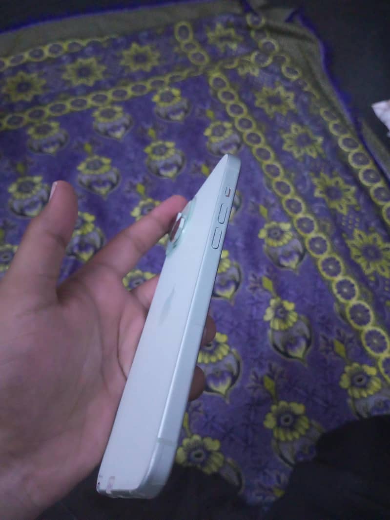 Apple iPhone 15 plus mdm 4