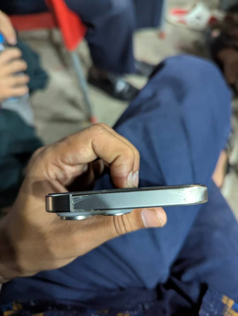 Apple iPhone 15 Pro Max 7