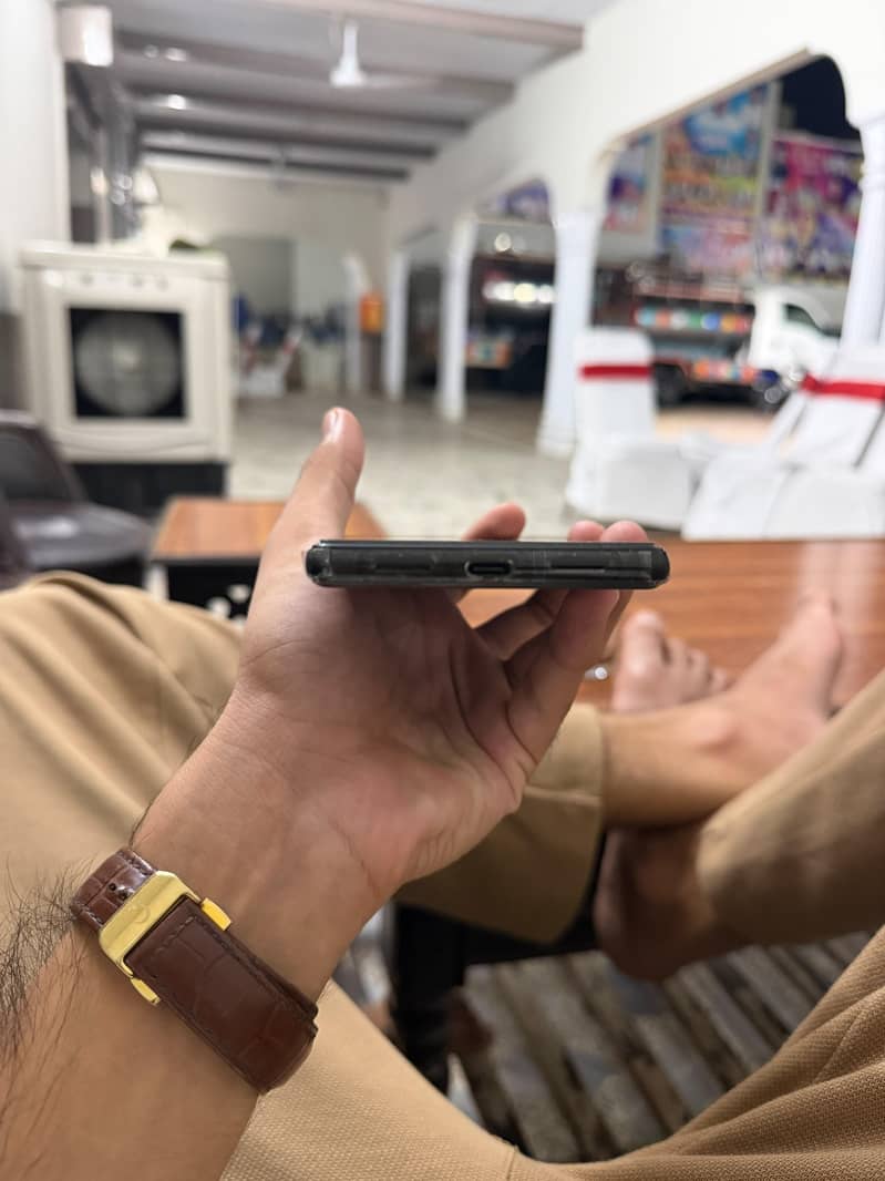 Google Pixel 6 4