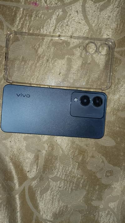 Vivo Y17s
