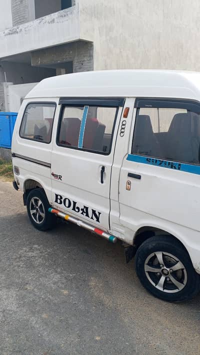 Suzuki Bolan 2009