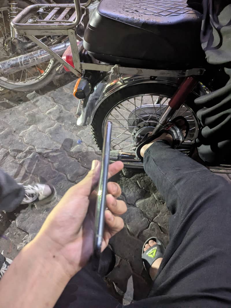 One Plus 9R 3