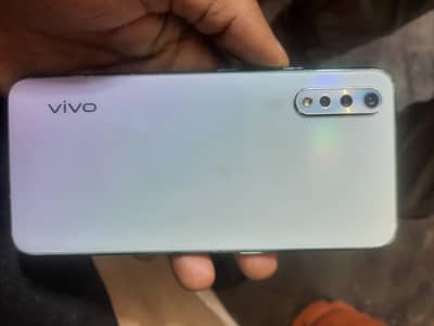 Vivo S1