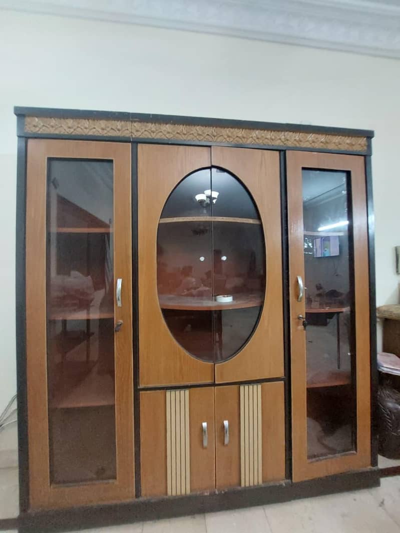 Showcase Divider 1