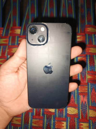 Apple iPhone 13