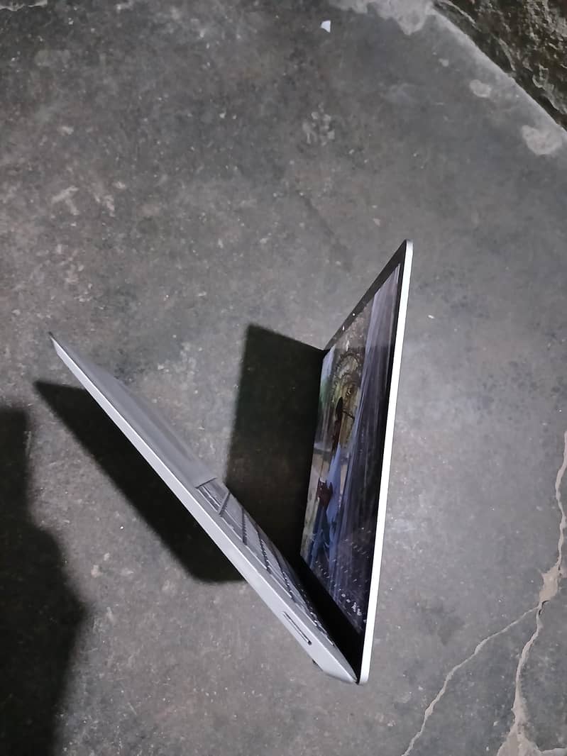 Microsoft surface Laptop 2