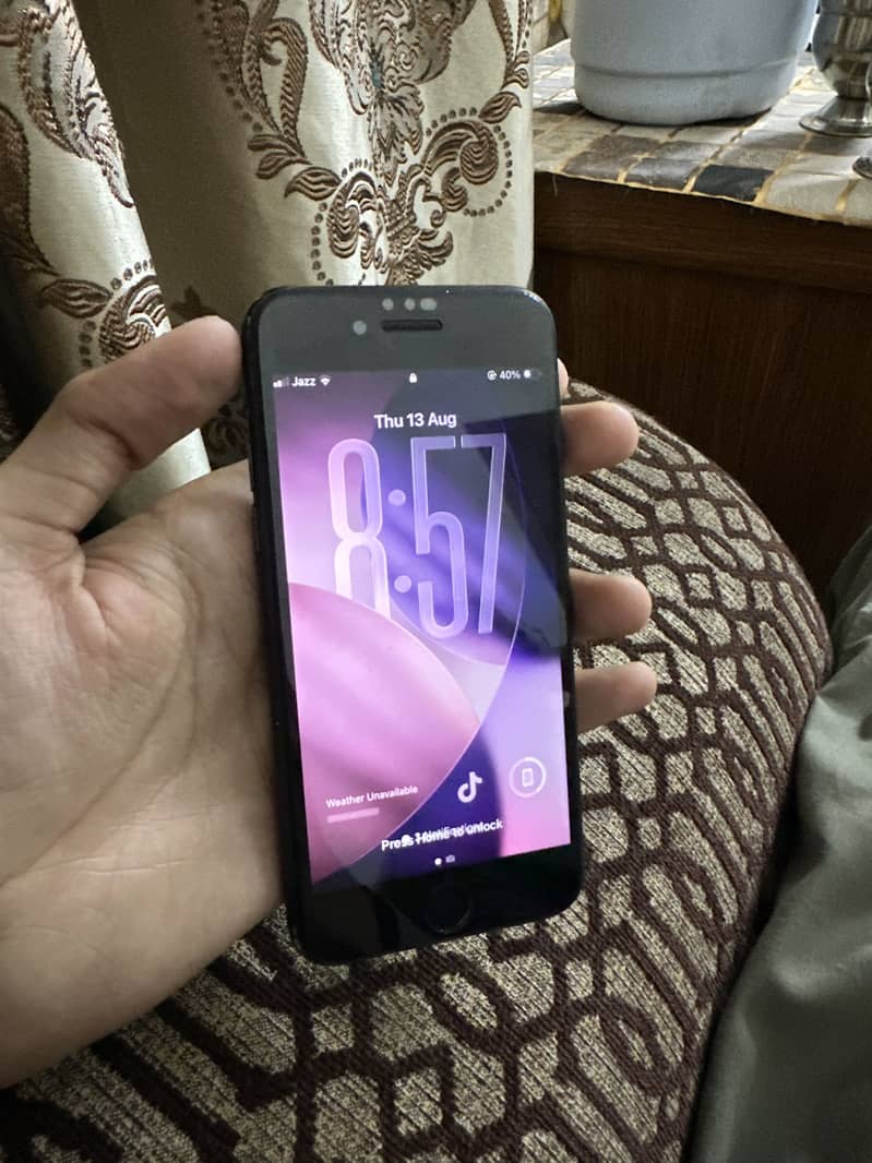 Apple iPhone SE 2