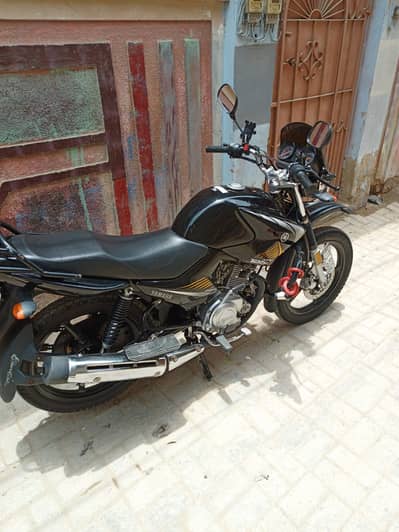 Yamaha YBR 125G black 2025 1st owner 10/10
