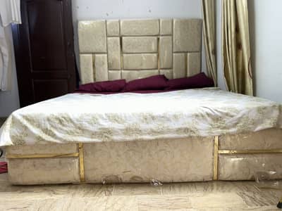 High Gloss Complete Bed Set