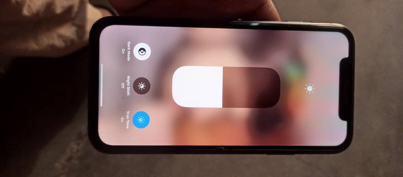 Apple iPhone 11 0
