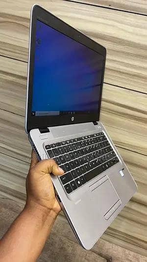 Hp Elite book 830g3 - Premium and light weight Machine