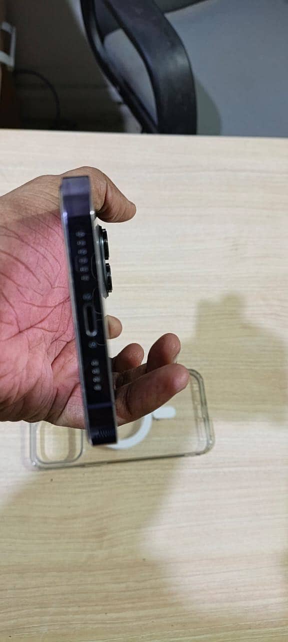 Apple iPhone 14 Pro Max 5