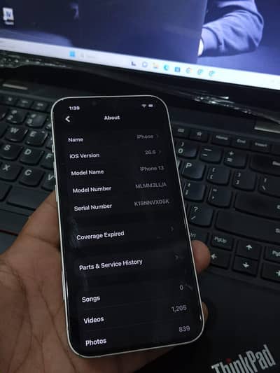 Apple iPhone 13