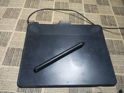 Wacom intous tablet 8 inches