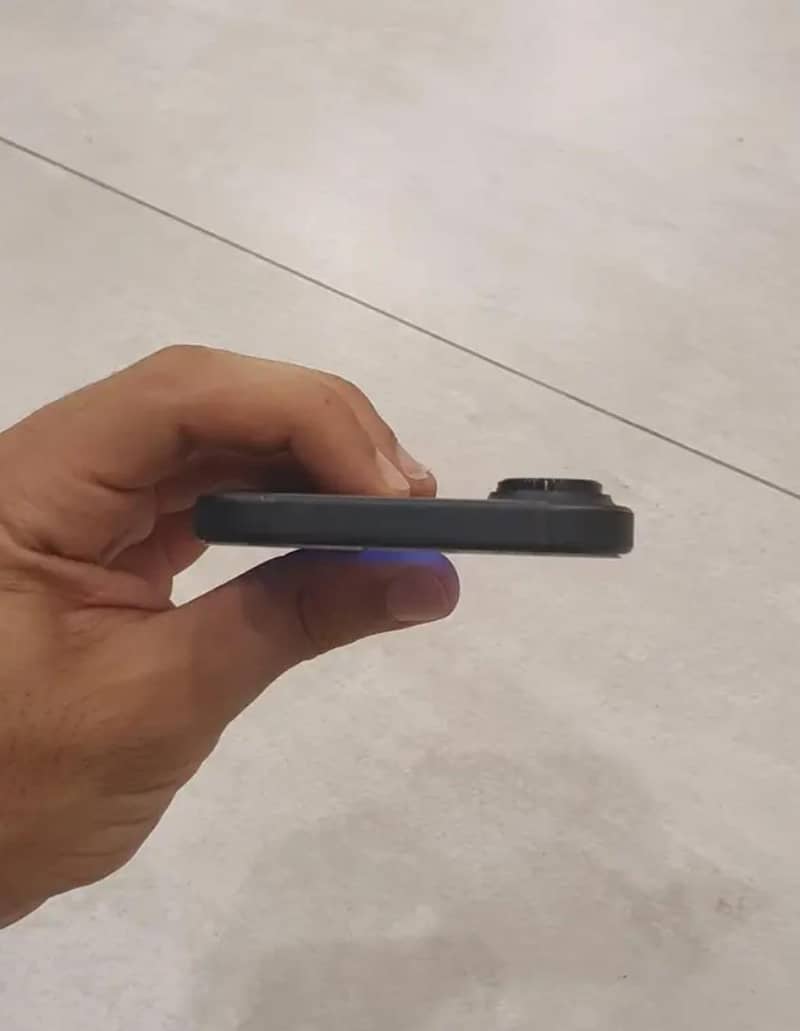 Apple iPhone 16 5