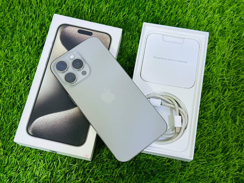 Apple iPhone 15 Pro Max 2