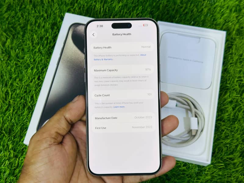Apple iPhone 15 Pro Max 4