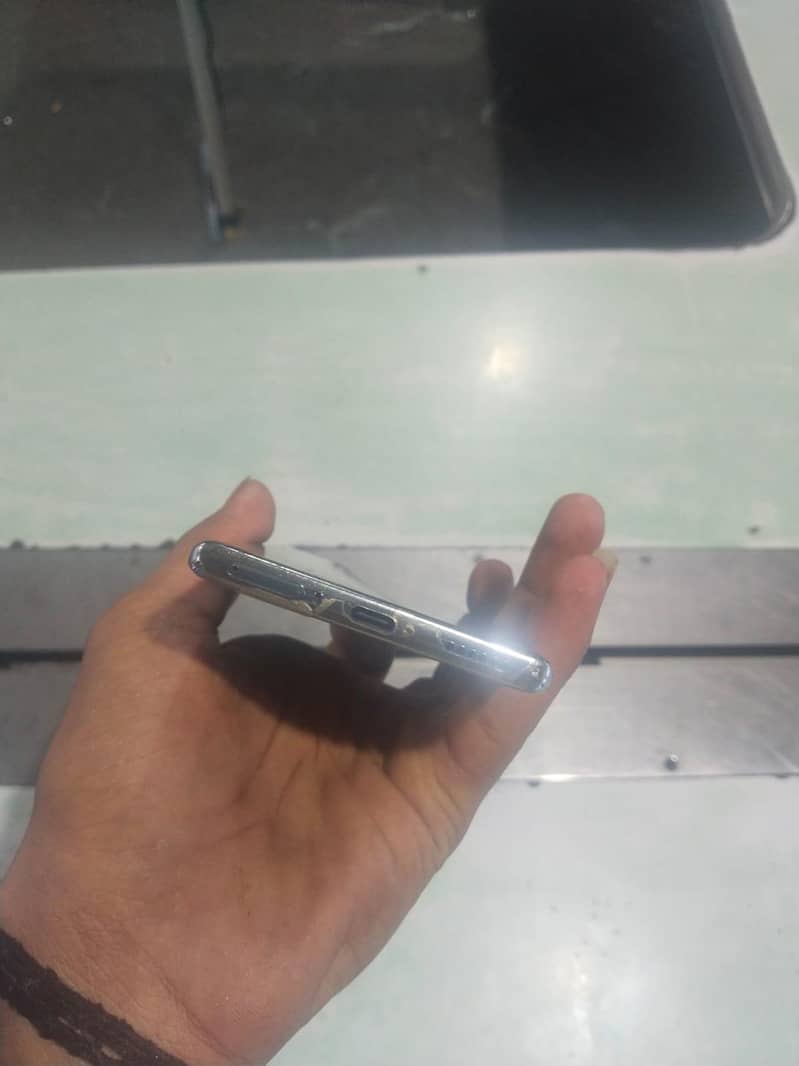 Tecno CAMON 40 Pro 3