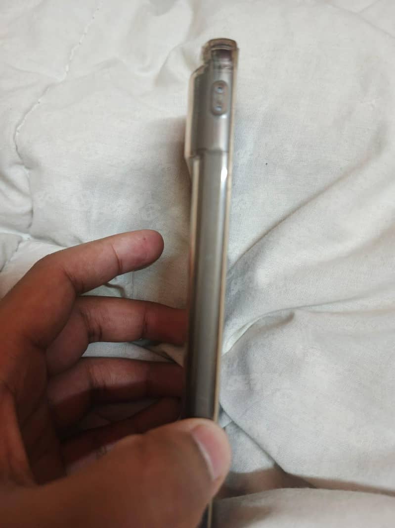 Google Pixel 8 1
