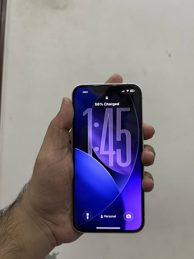 Apple iPhone 13 3