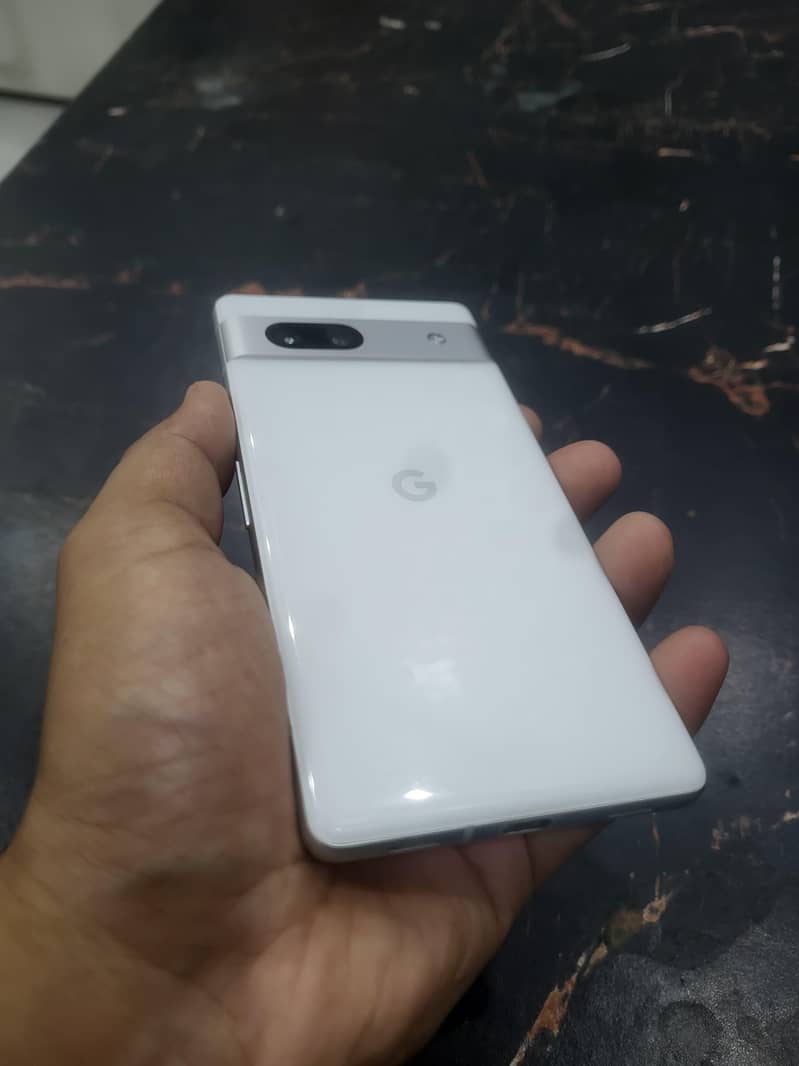 Google Pixel 7a 1