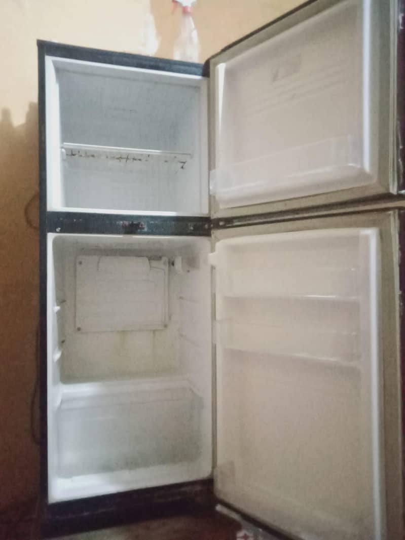 Refrigerator 1