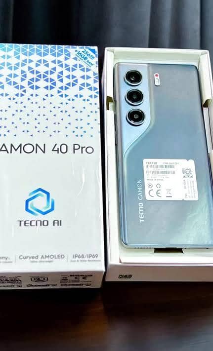 Tecno CAMON 40 Pro 1
