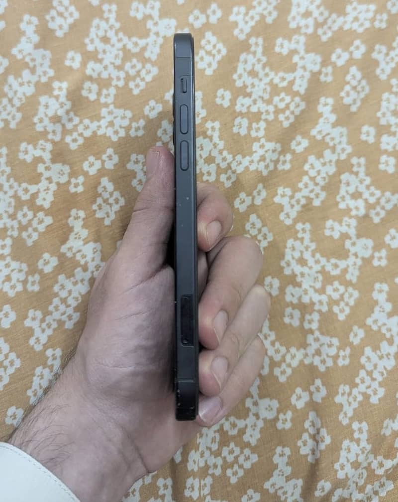 Apple iPhone 12 2