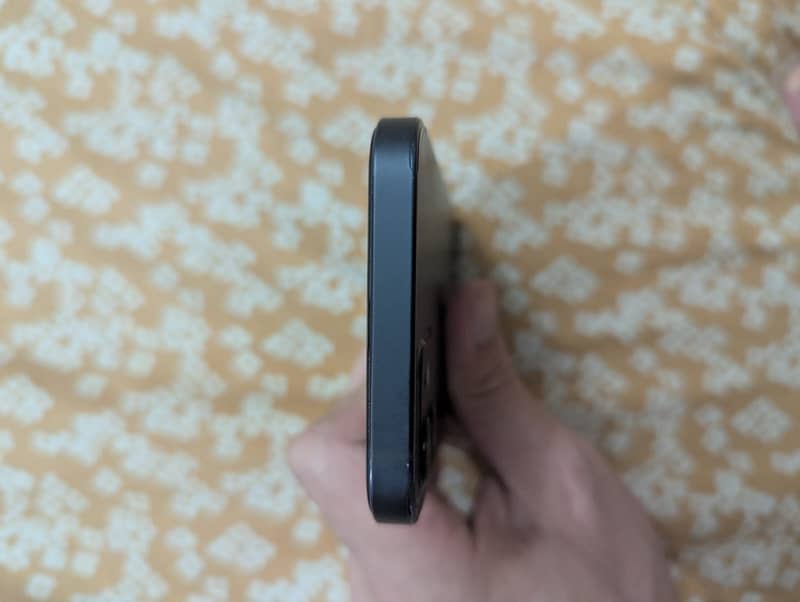 Apple iPhone 12 3