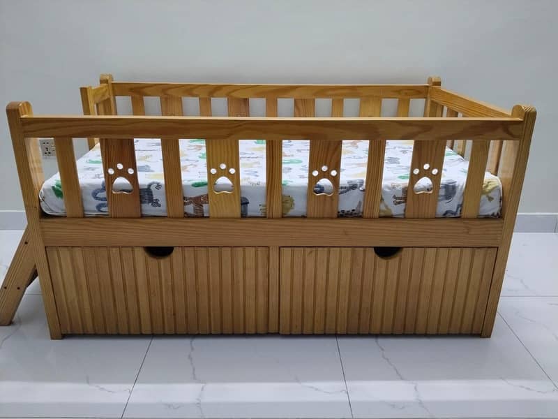 Toddler bed 0