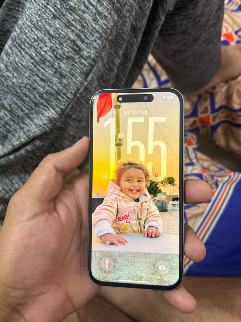 Apple iPhone 15 Pro 2