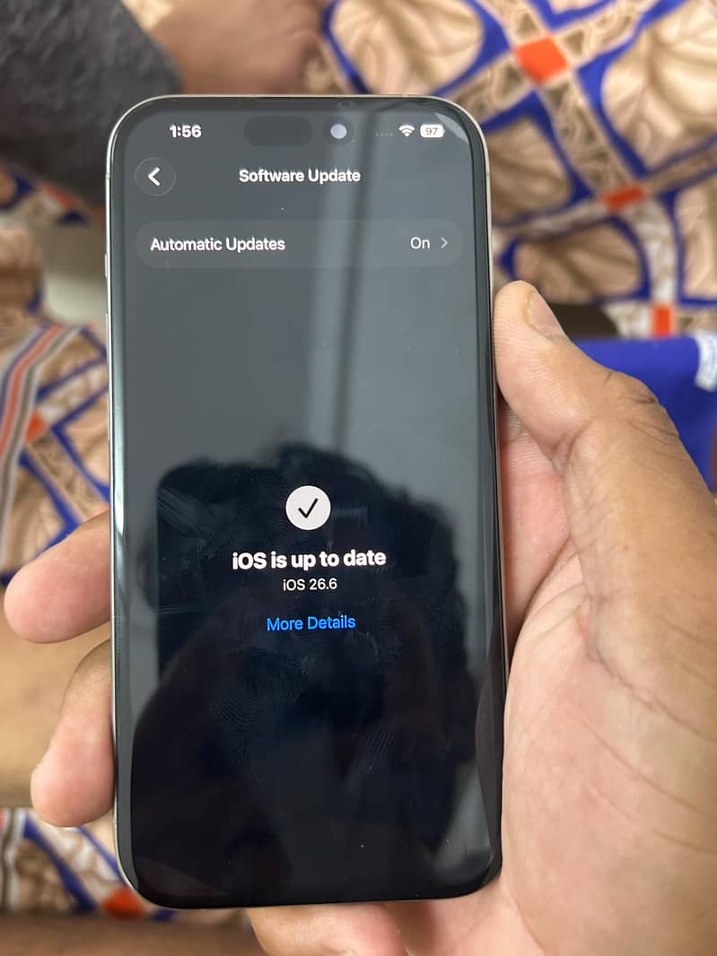 Apple iPhone 15 Pro 8