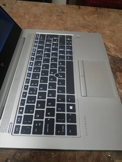 HP EliteBook 830 G6 – Core i7 | 8GB RAM | 256GB | Intel UHD Graphics