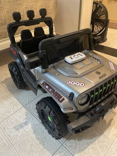 Kids electric car