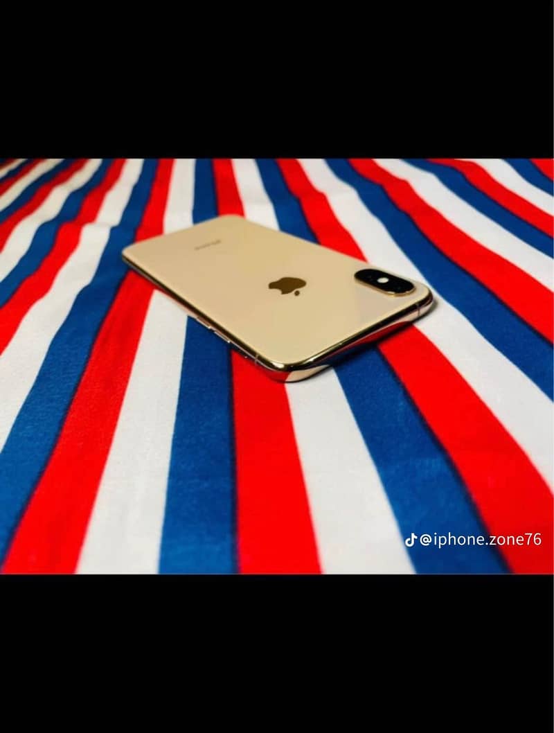Apple iPhone XS Max 5
