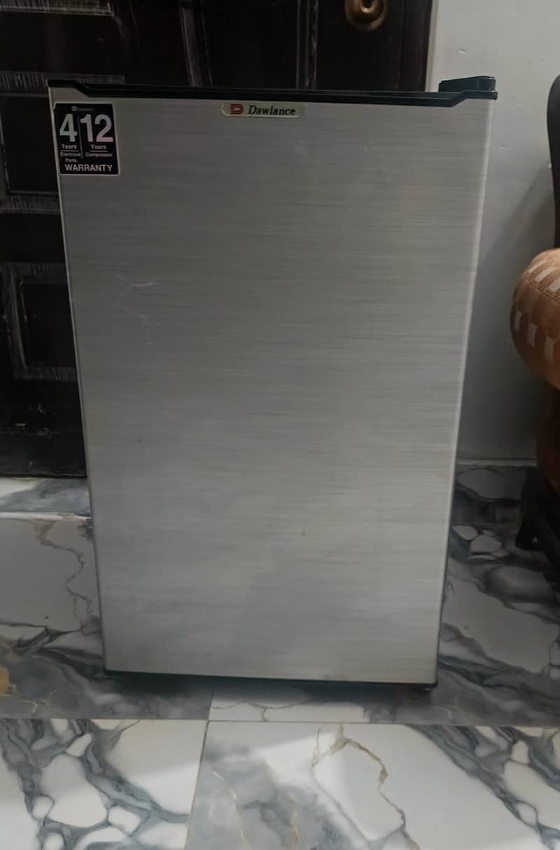 Dawlance mini fridge 1