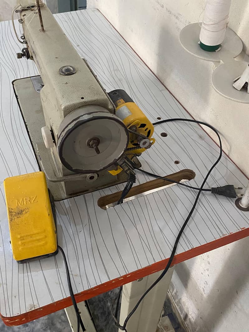 typical sewing machine 0