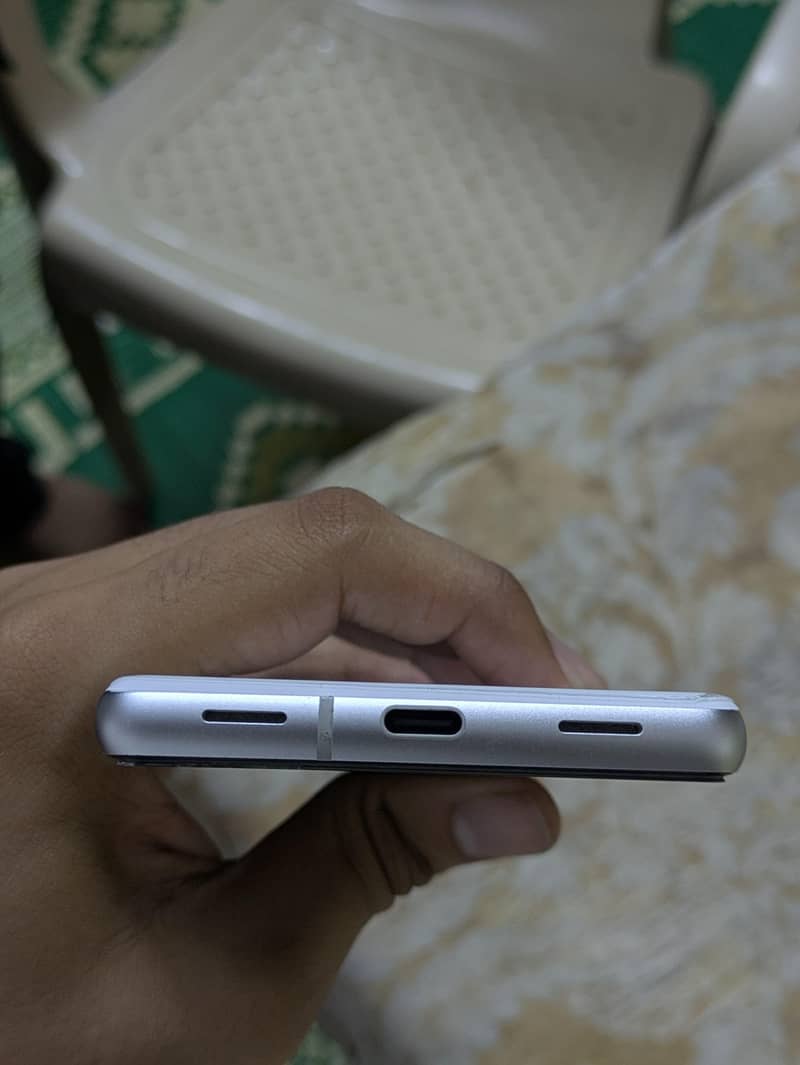 Google Pixel 7a 2
