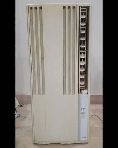 110v window ac for sale with converter in good condition
