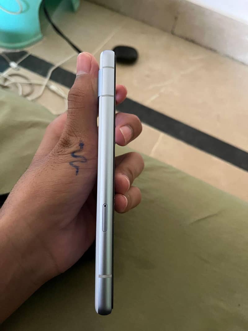 Google Pixel 7a 3