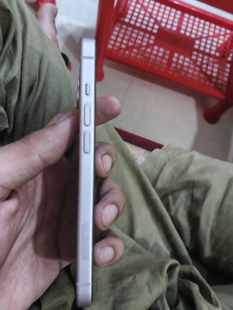 Apple iPhone 15 1