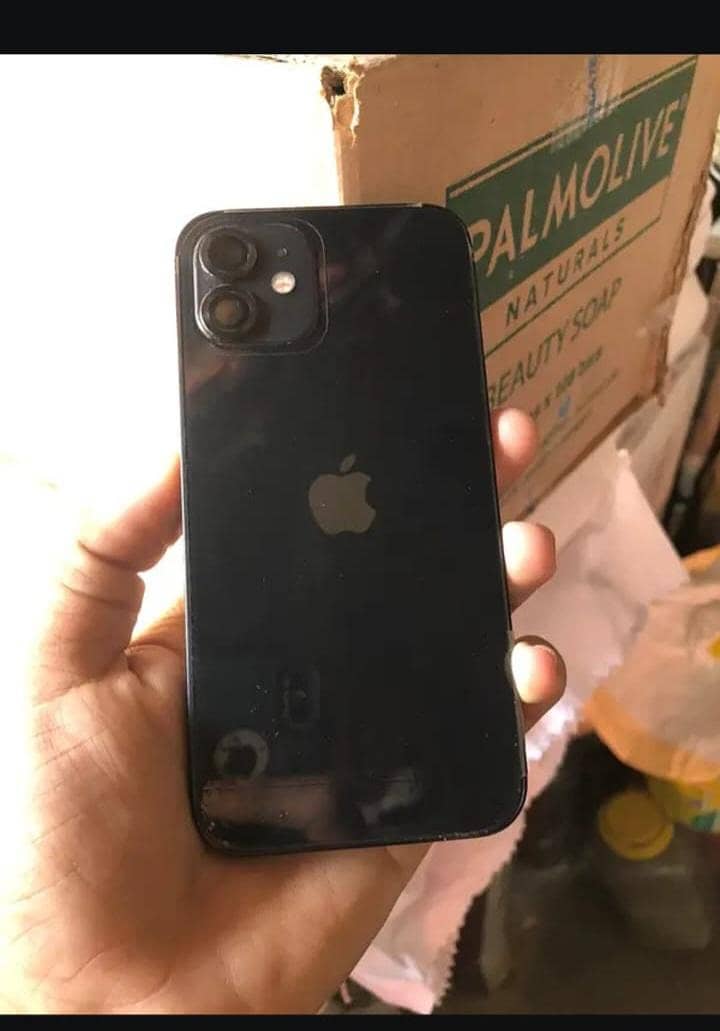 Apple iPhone 12 2