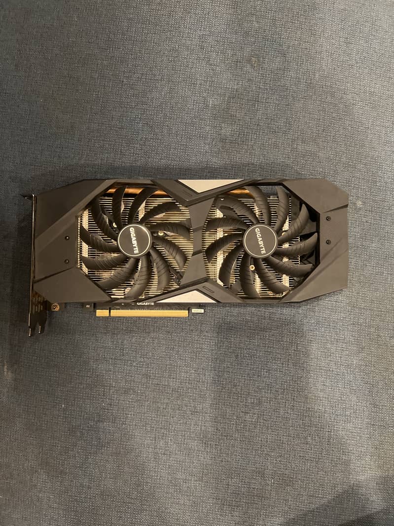 RTX 2060 SUPER 4