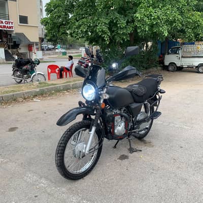 Suzuki gs 150