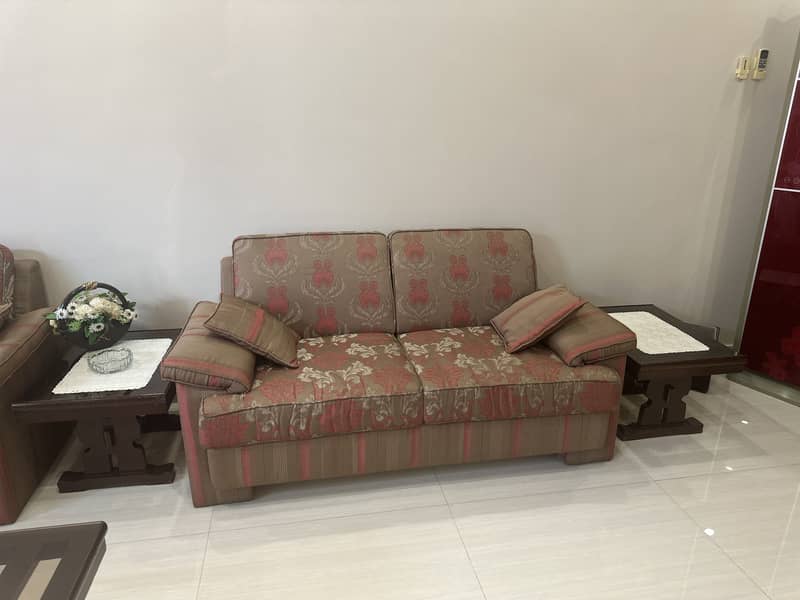 Sofa set 0