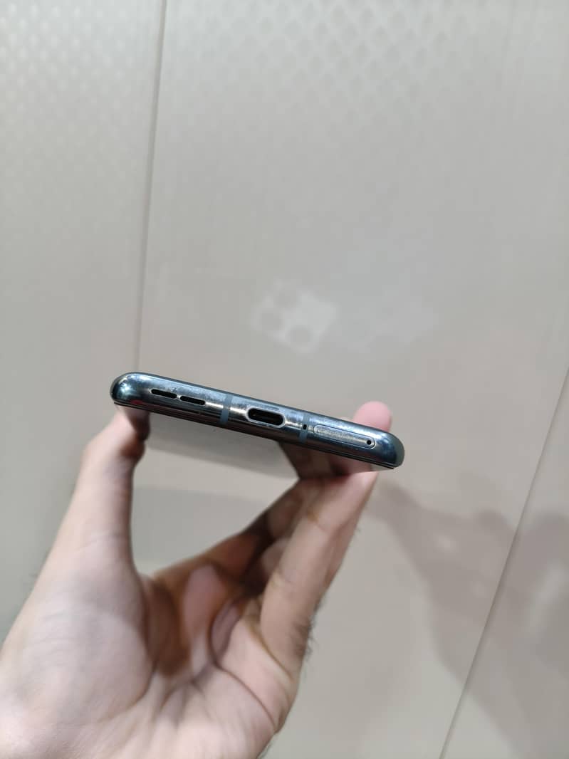 OnePlus 10 Pro 4